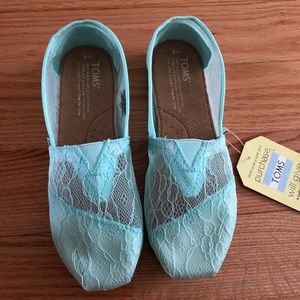 TOMS classic mint lace